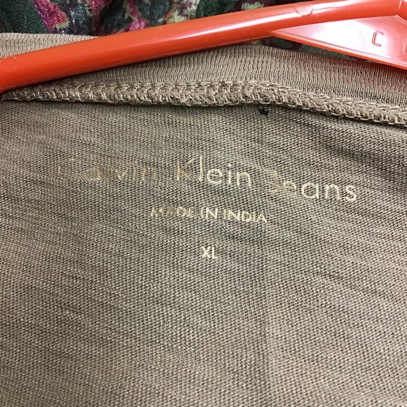 CALVIN KLEIN  women's short sleeve top sz XL  brown-ish - Picture 4 of 5